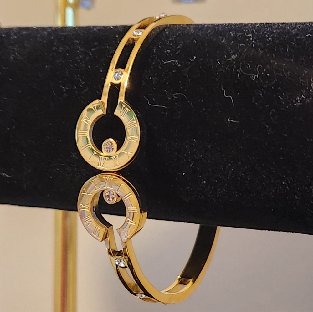 Gold Tone Women’s Spiral Accent Bracelet with Crystal Details - Picture 3 of 4